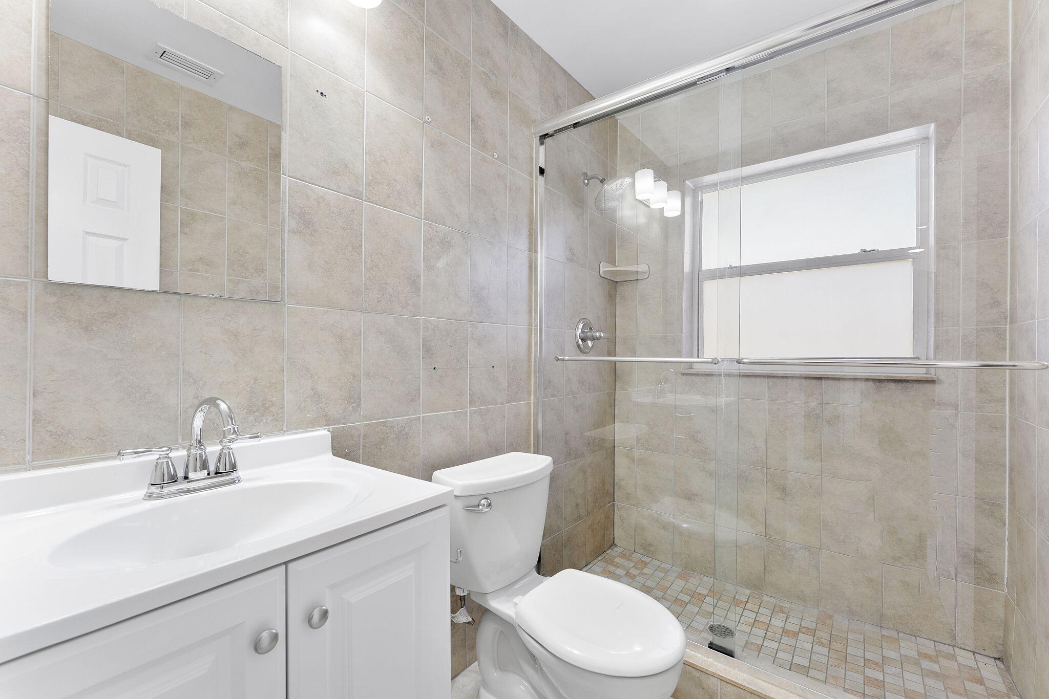 College Park Estates 41-1 - Residential Lease