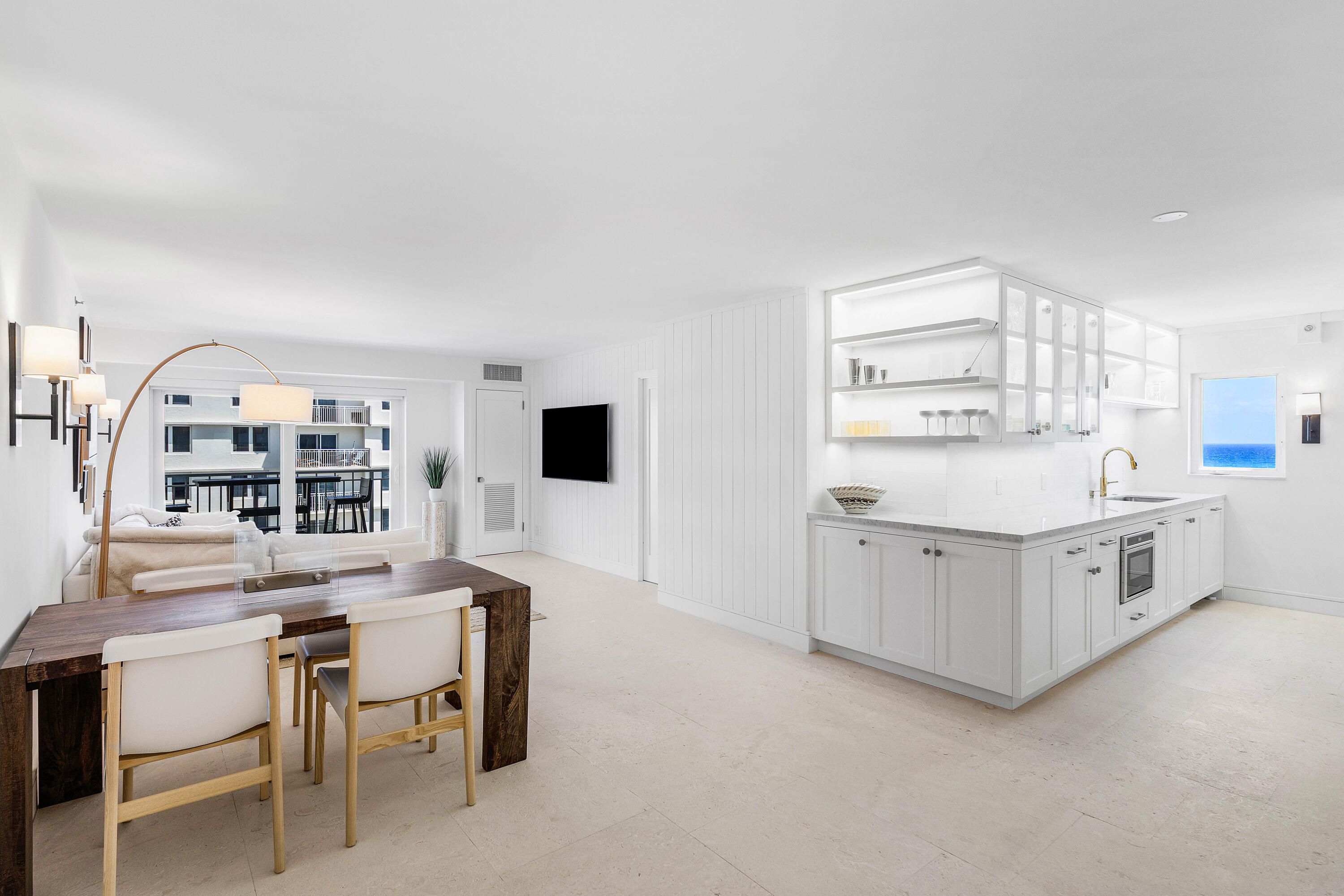 AMBASSADORS V SOUTH CONDO - Residential