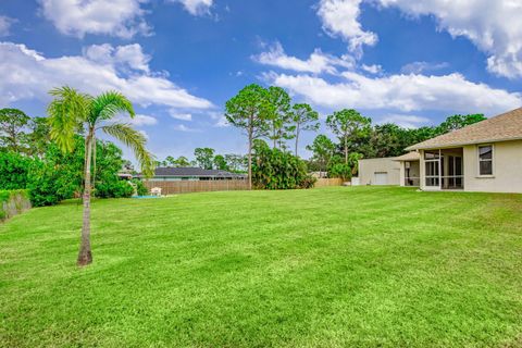 A home in Loxahatchee