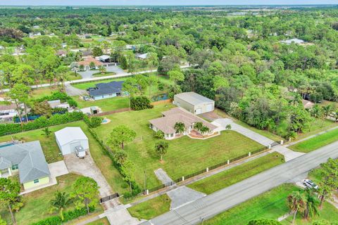 A home in Loxahatchee