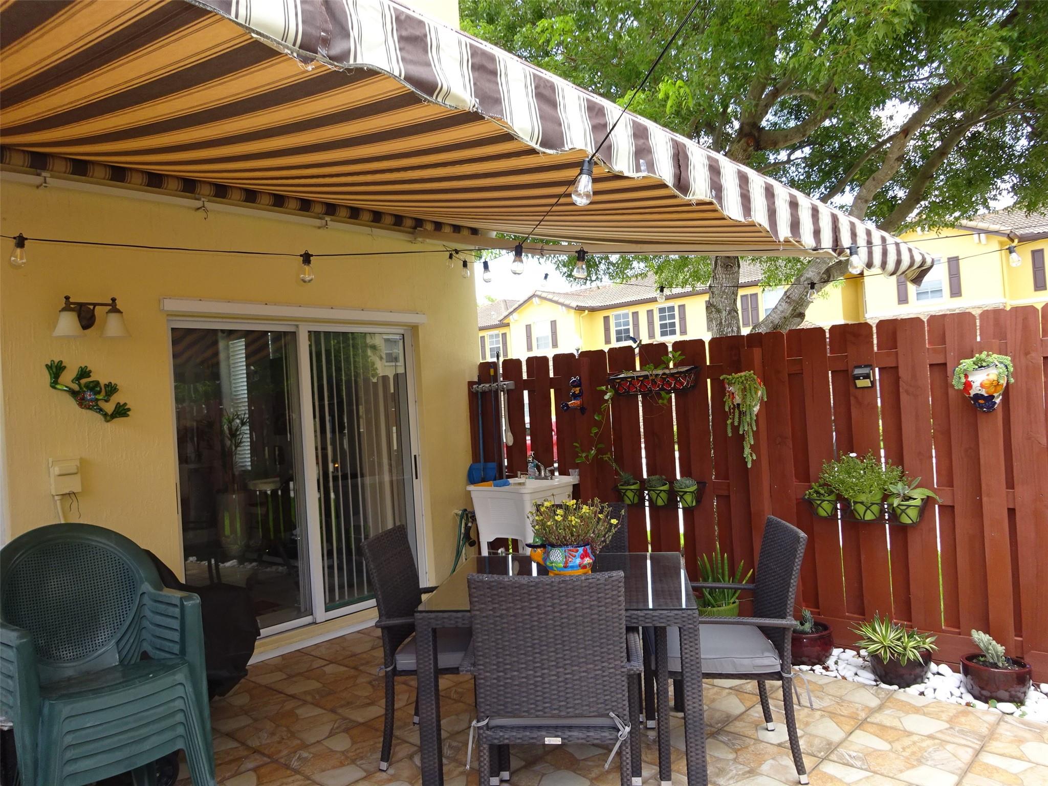 Isle At Bayshore - Residential