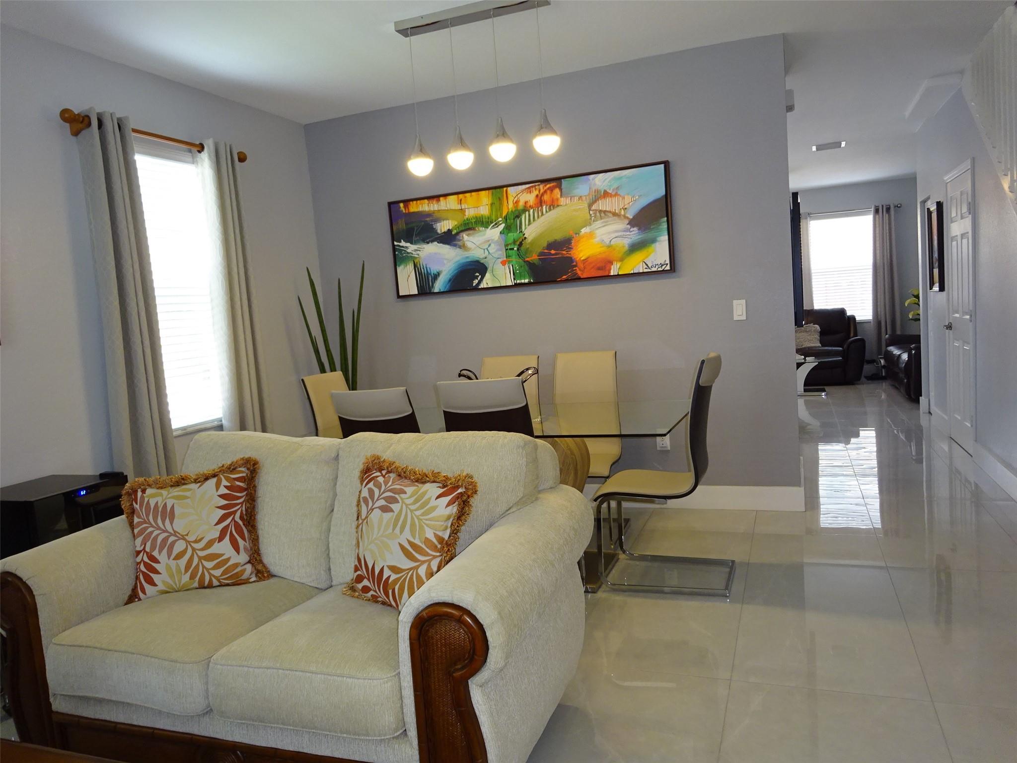 Isle At Bayshore - Residential