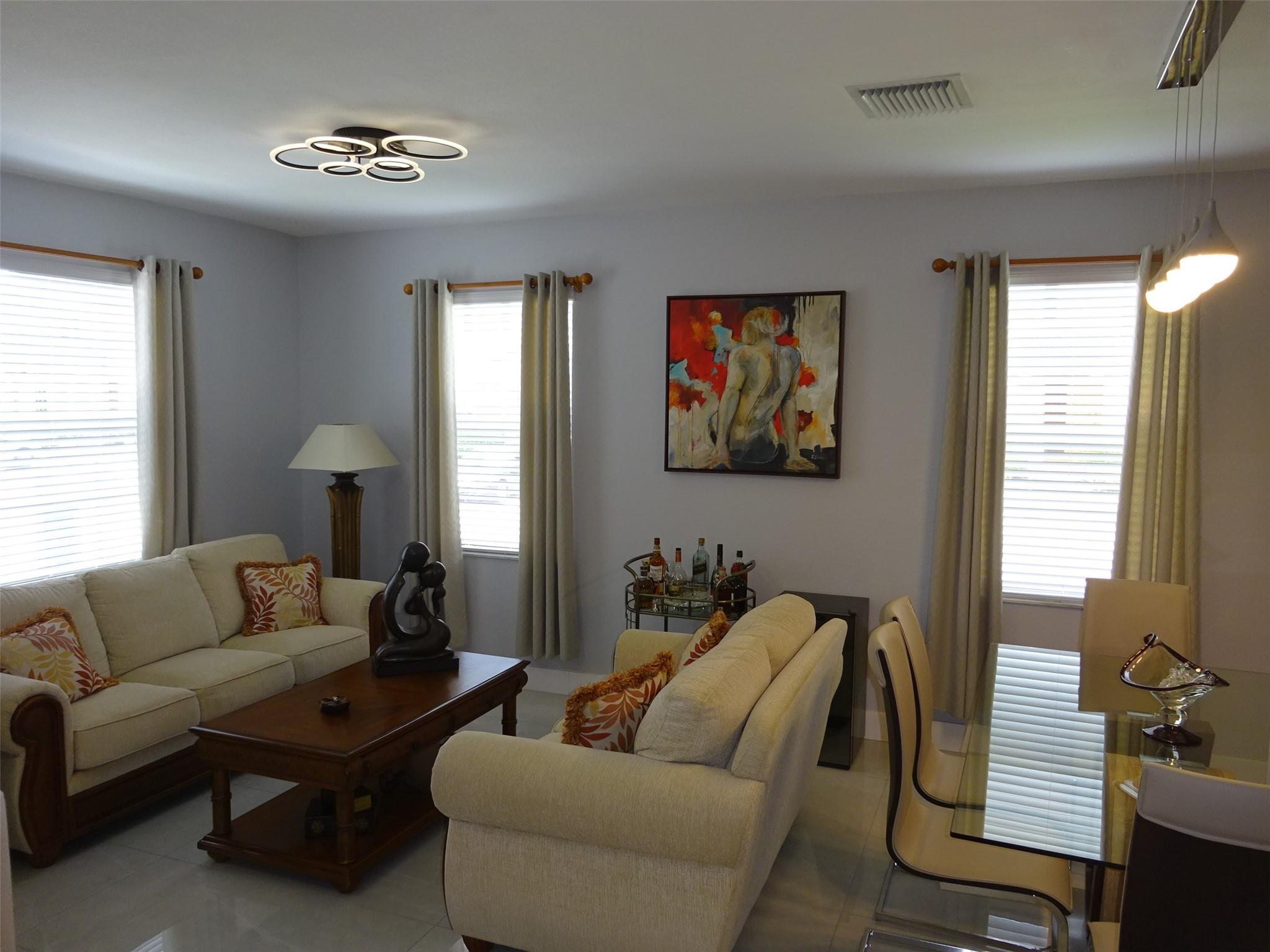 Isle At Bayshore - Residential