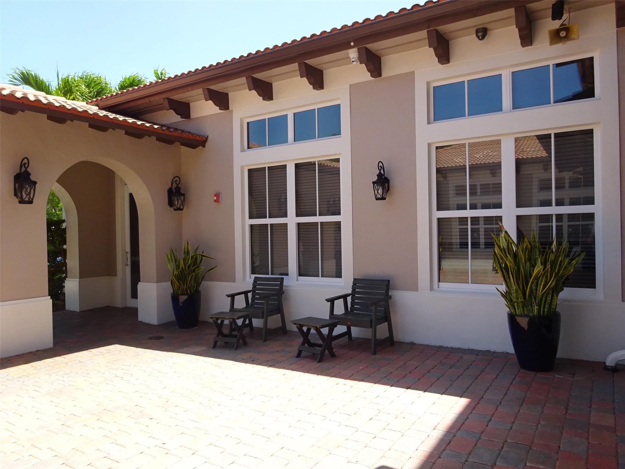 Isle At Bayshore - Residential