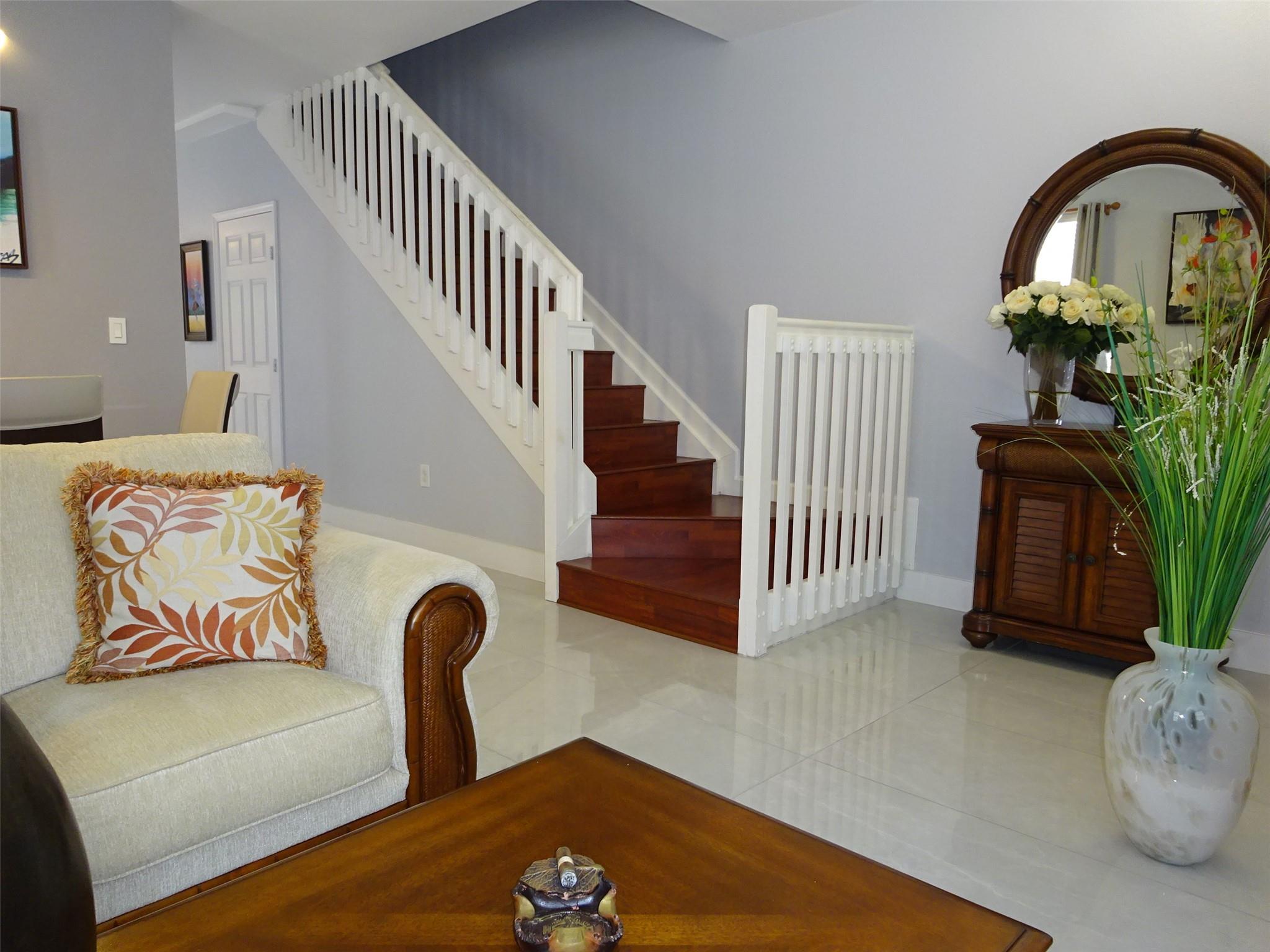 Isle At Bayshore - Residential