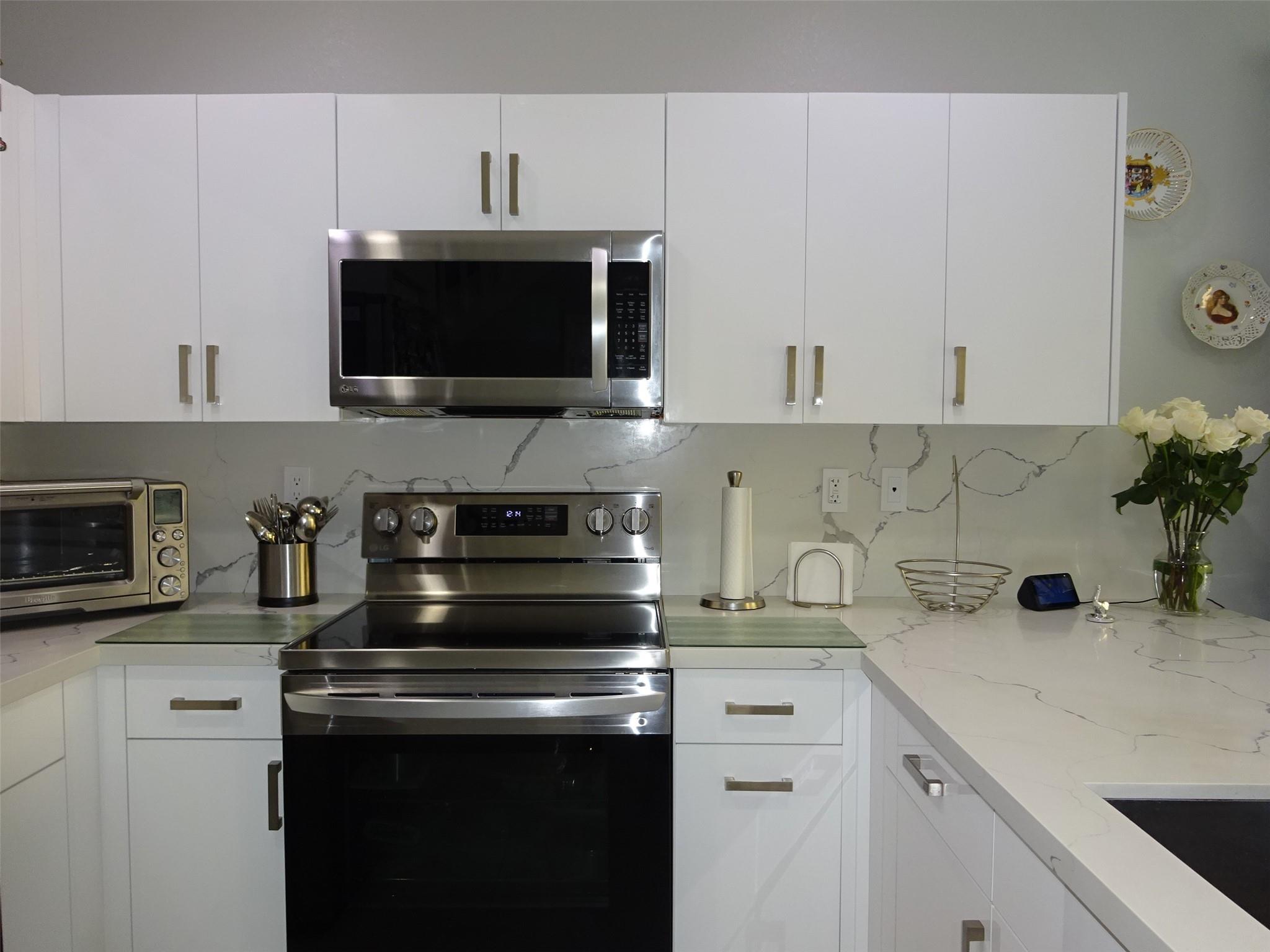 Isle At Bayshore - Residential