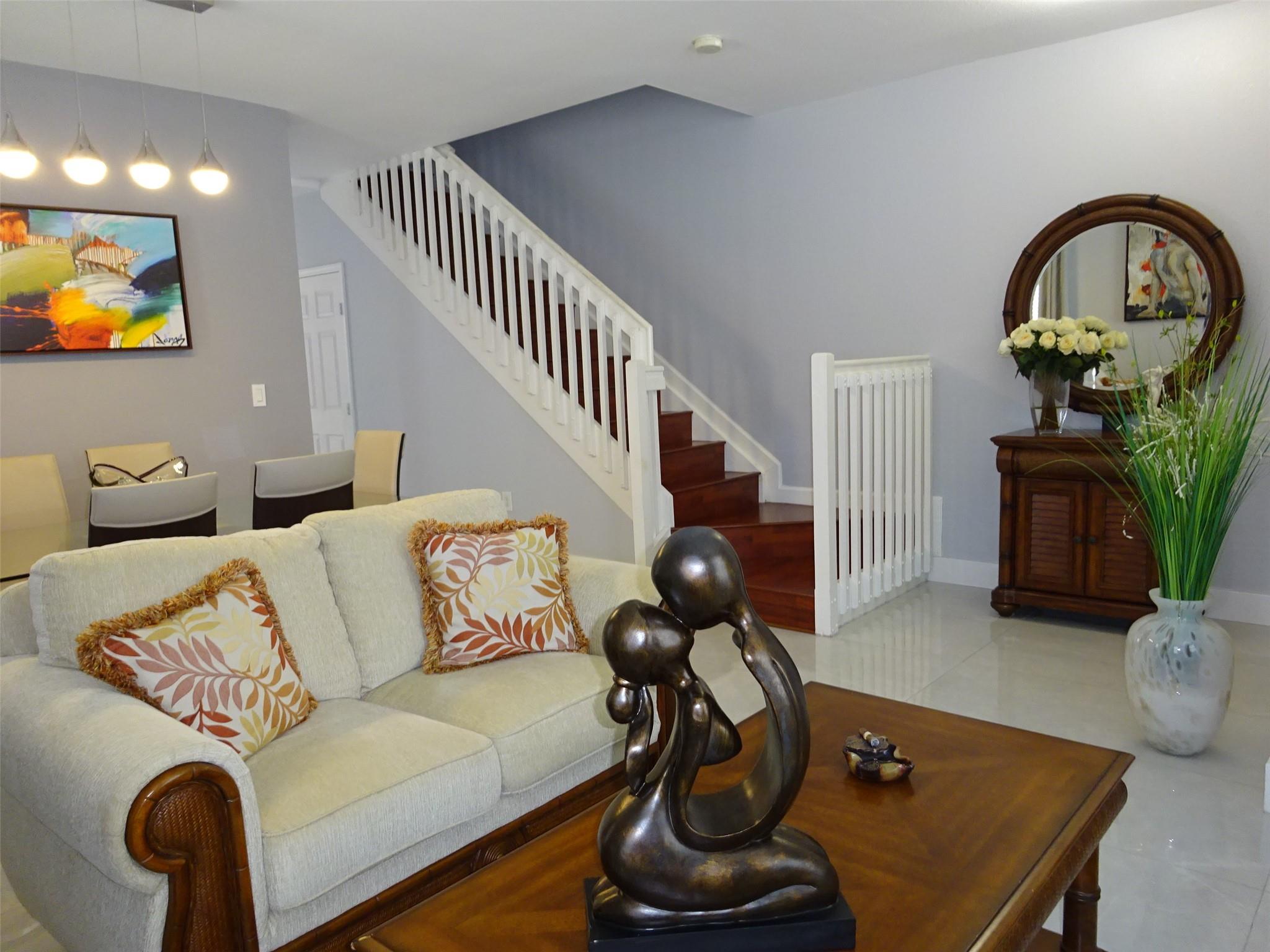 Isle At Bayshore - Residential