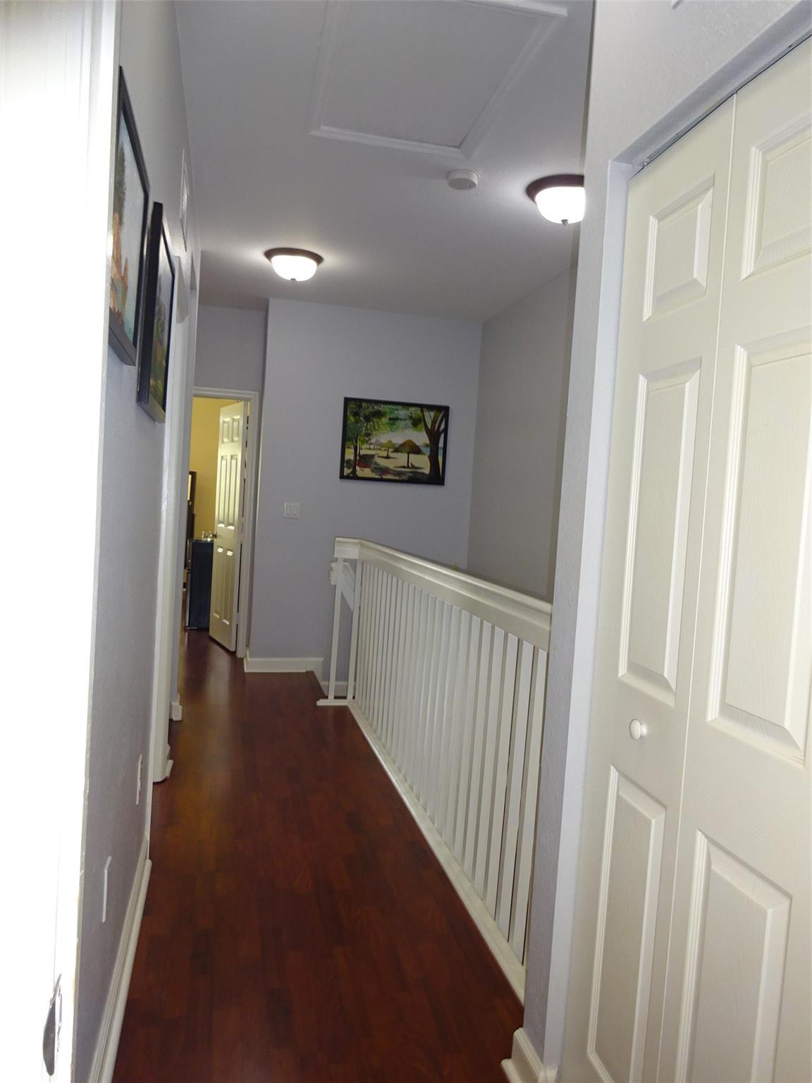 Isle At Bayshore - Residential