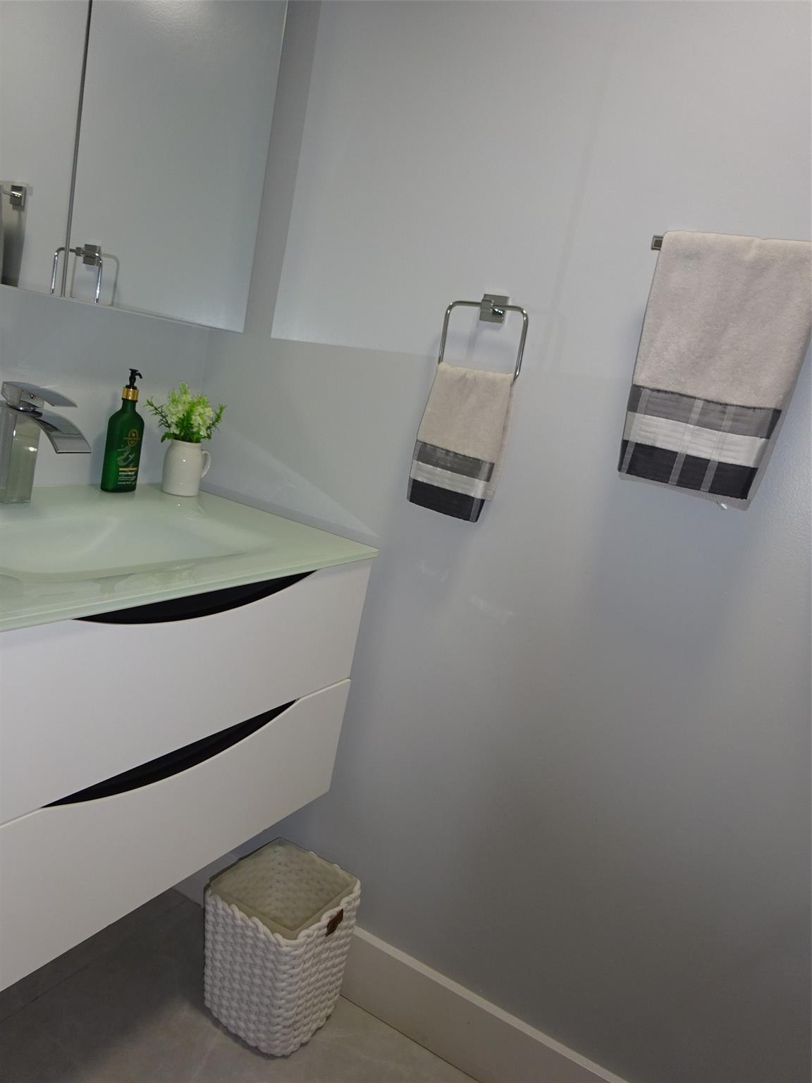 Isle At Bayshore - Residential