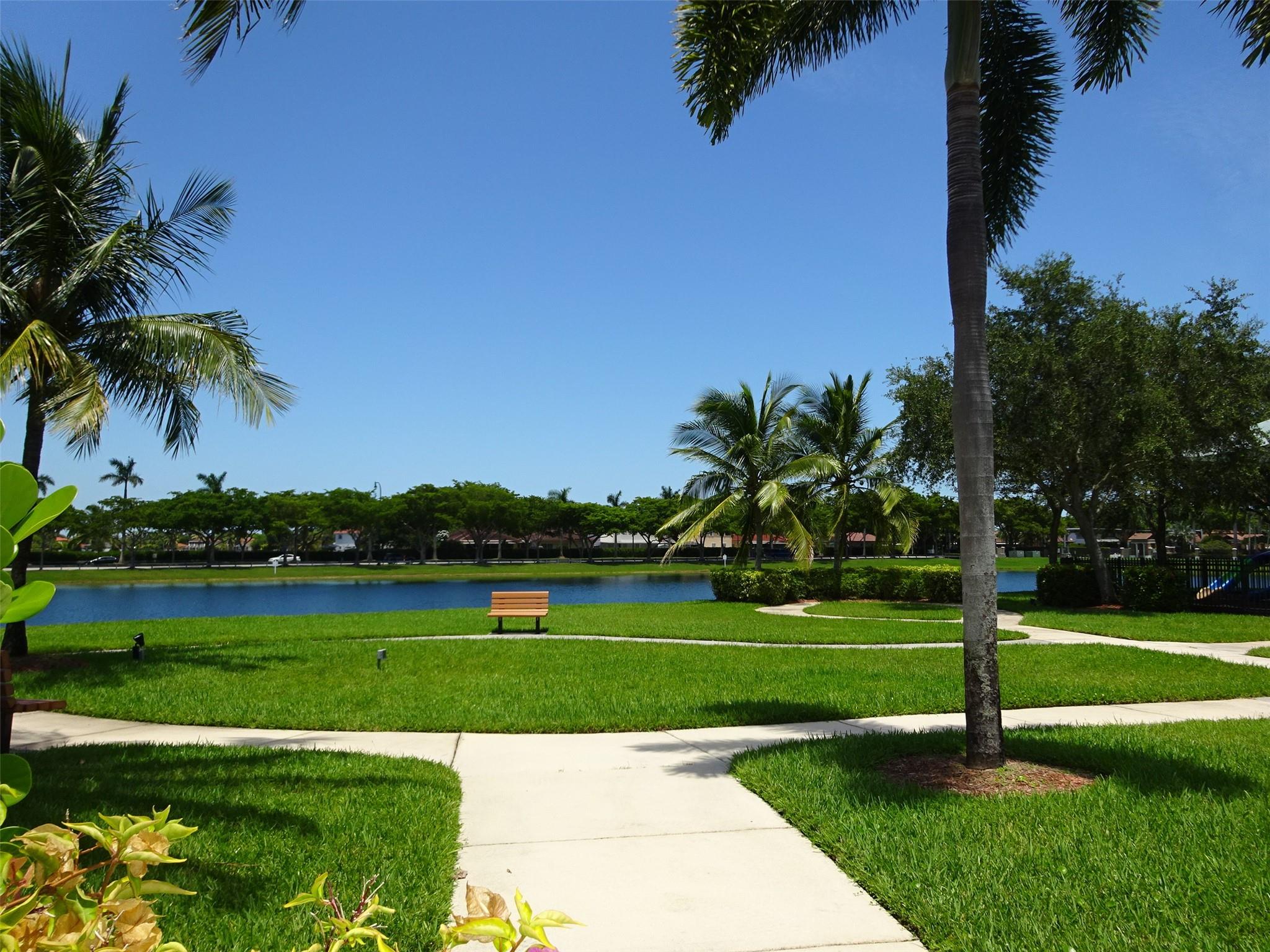 Isle At Bayshore - Residential