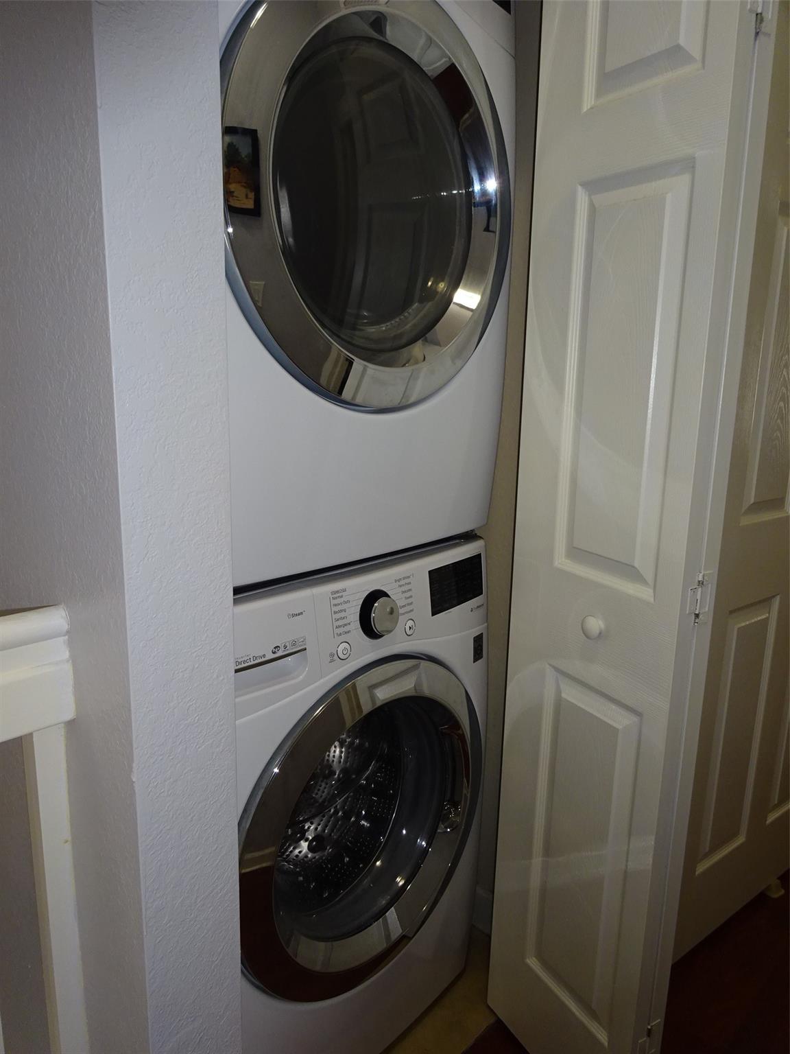 Isle At Bayshore - Residential