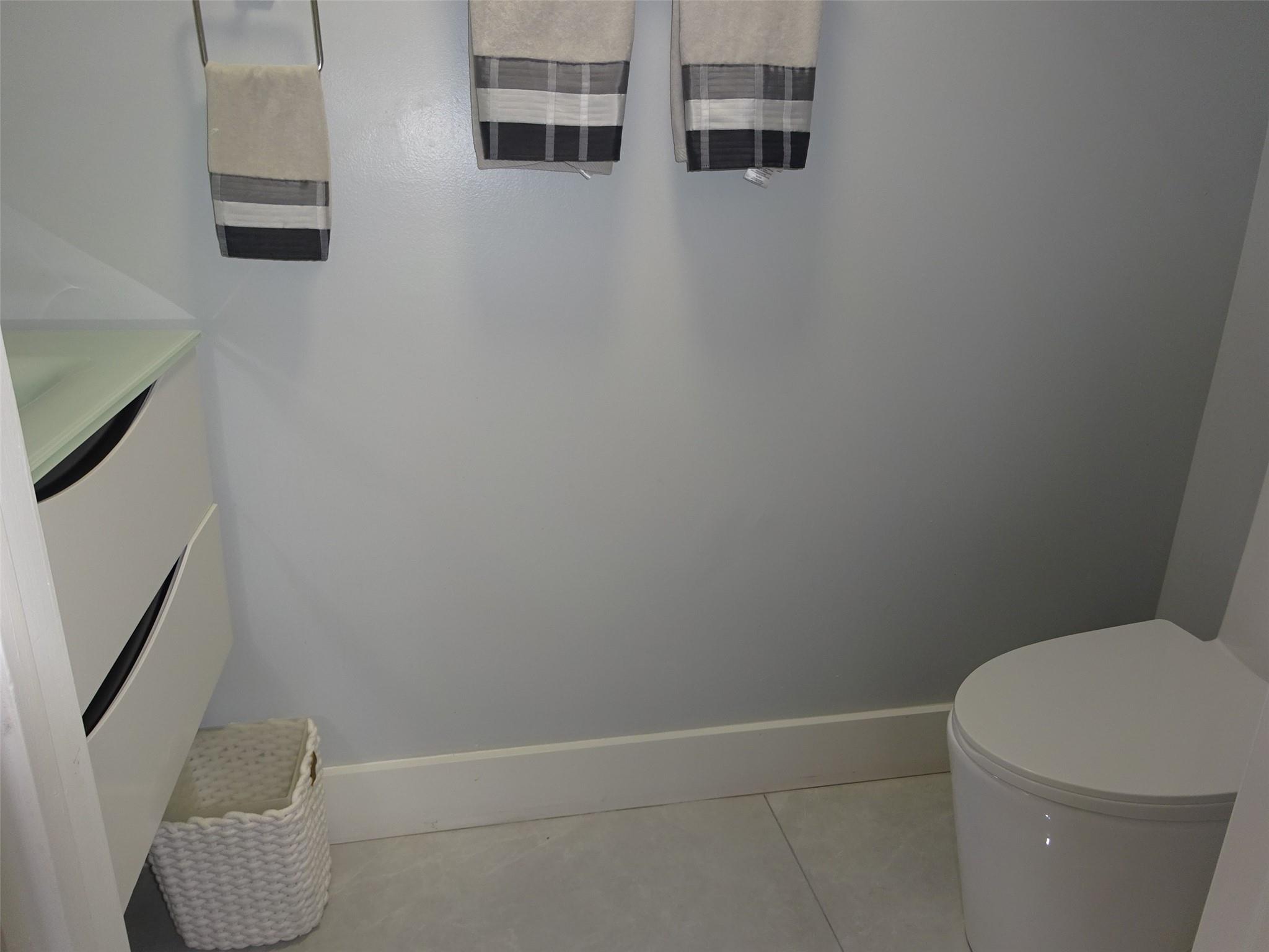 Isle At Bayshore - Residential