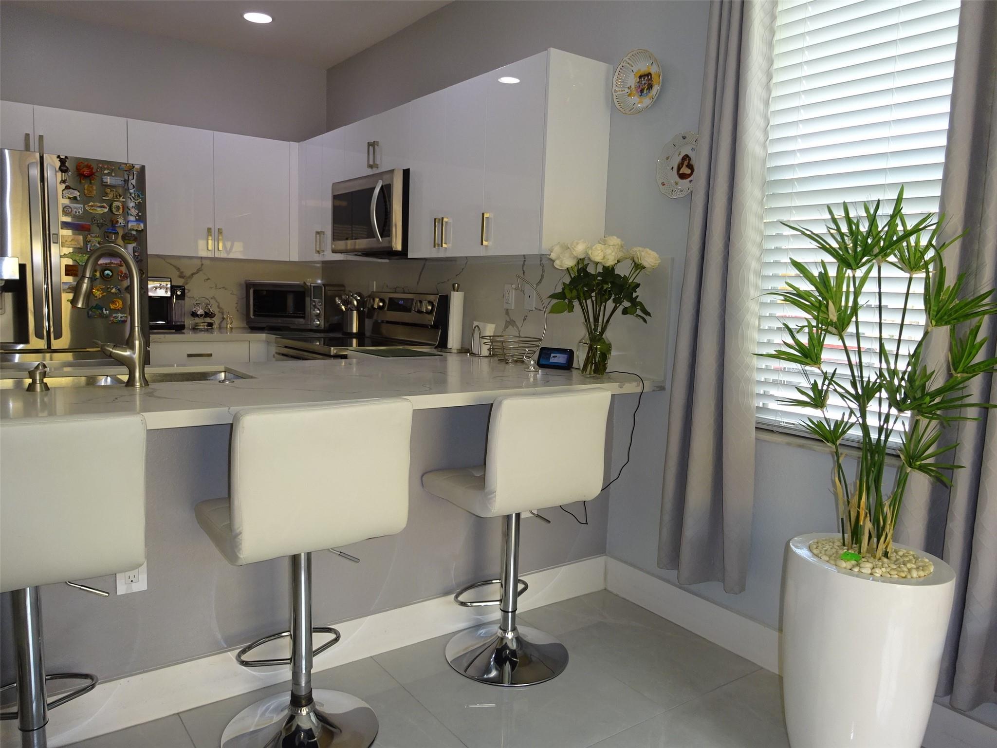 Isle At Bayshore - Residential