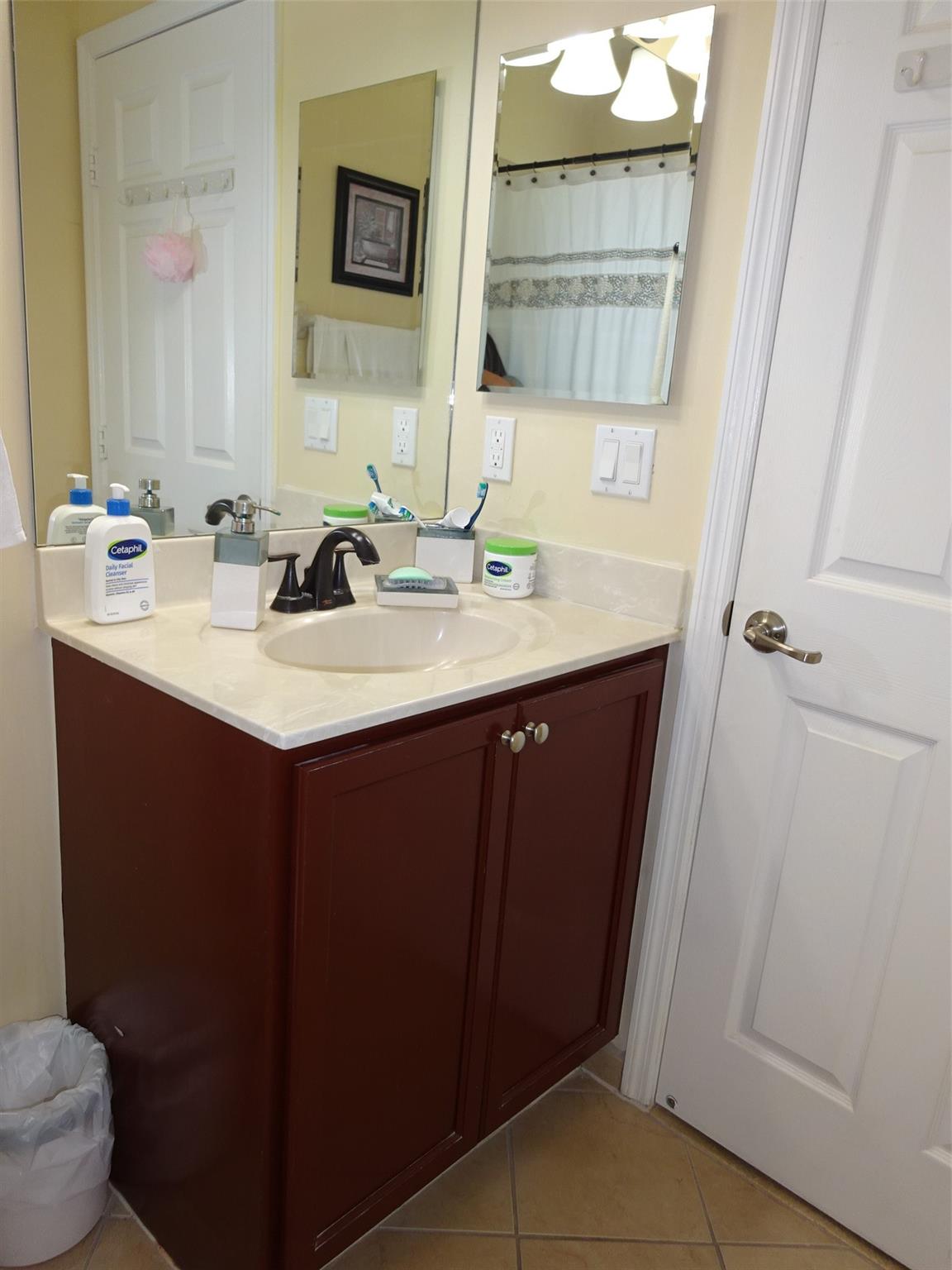 Isle At Bayshore - Residential