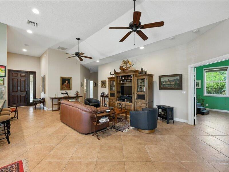 PALM GLADE RANCHES - Residential