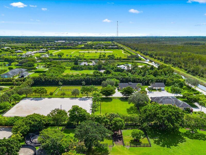 PALM GLADE RANCHES - Residential