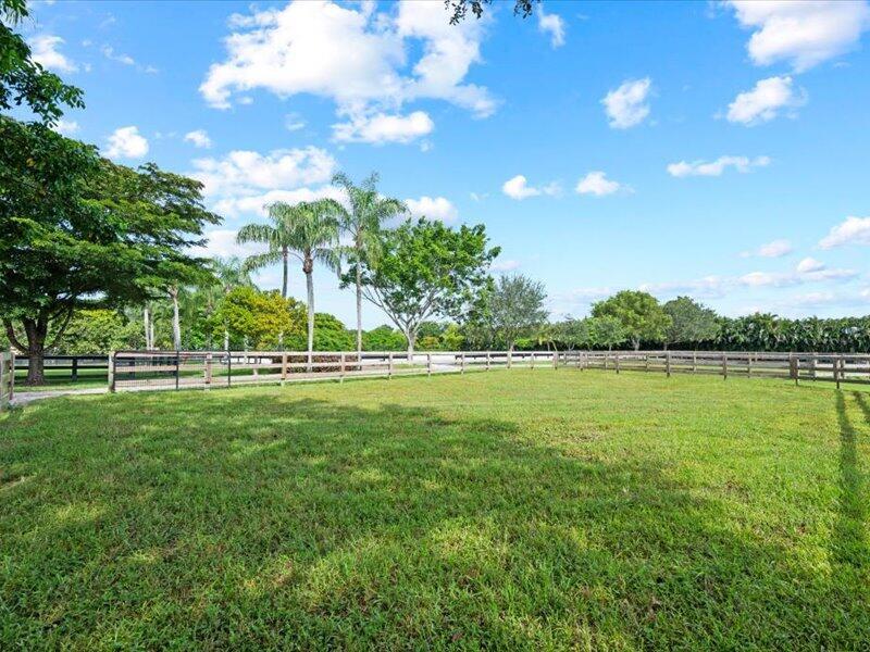 PALM GLADE RANCHES - Residential