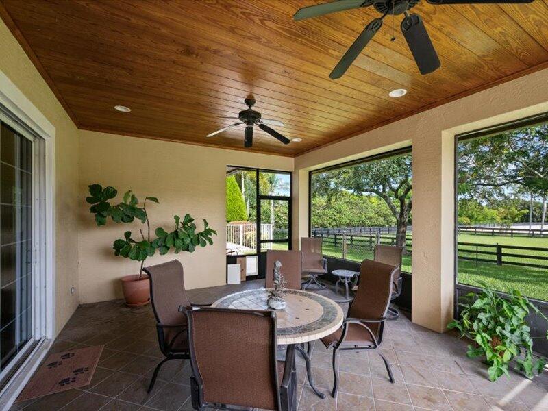 PALM GLADE RANCHES - Residential