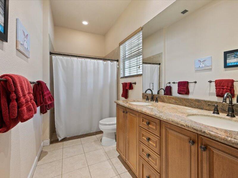 PALM GLADE RANCHES - Residential