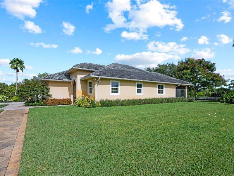 PALM GLADE RANCHES - Residential