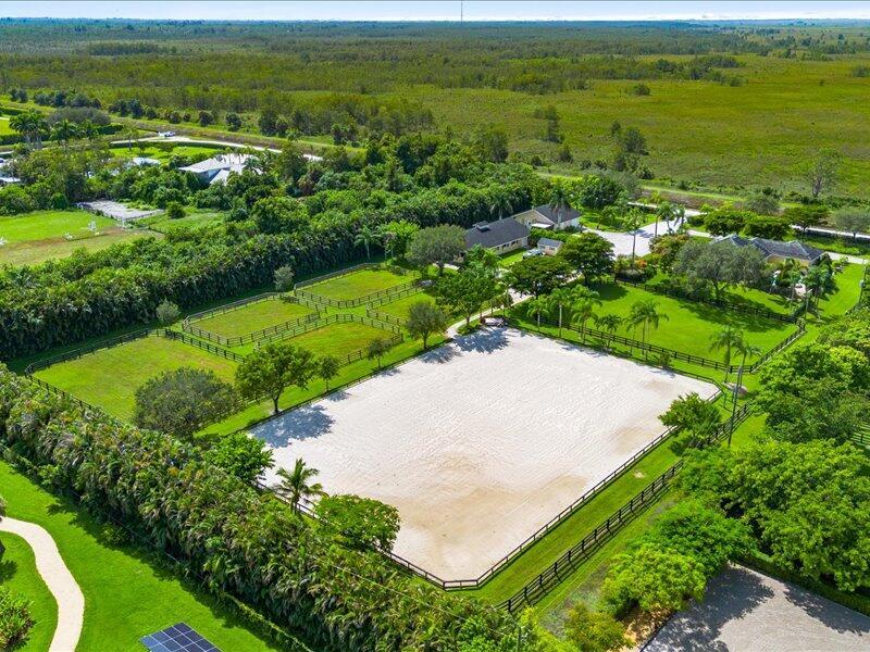 PALM GLADE RANCHES - Residential