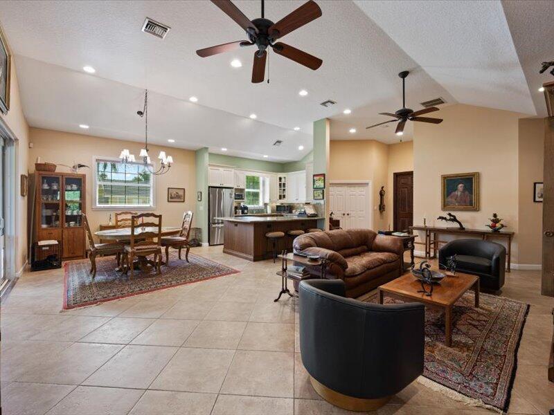 PALM GLADE RANCHES - Residential