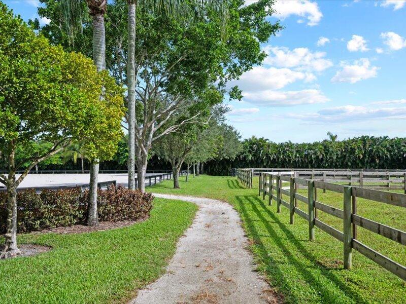 PALM GLADE RANCHES - Residential