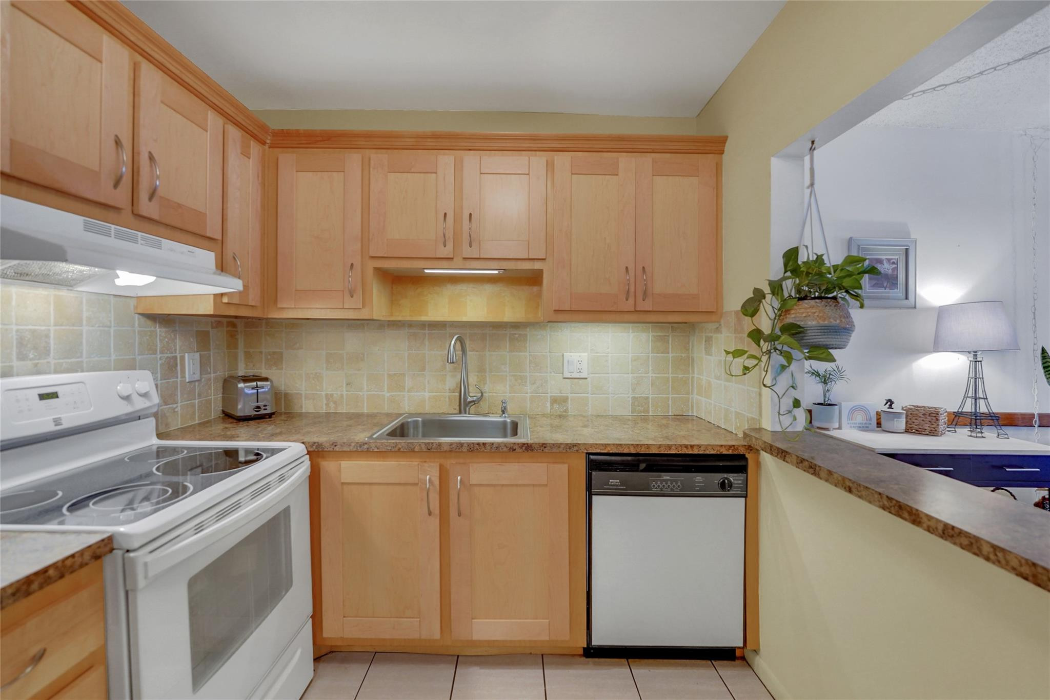 257 S Cypress Road 401