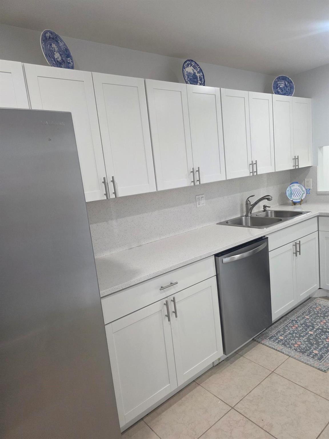 2886 Fernley Drive E 40