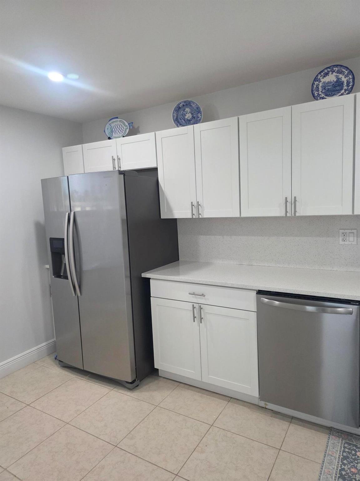 2886 Fernley Drive E 40