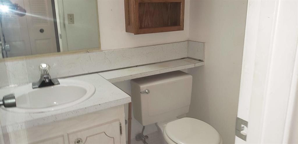 SUSSEX H CONDOMINIUM - Residential