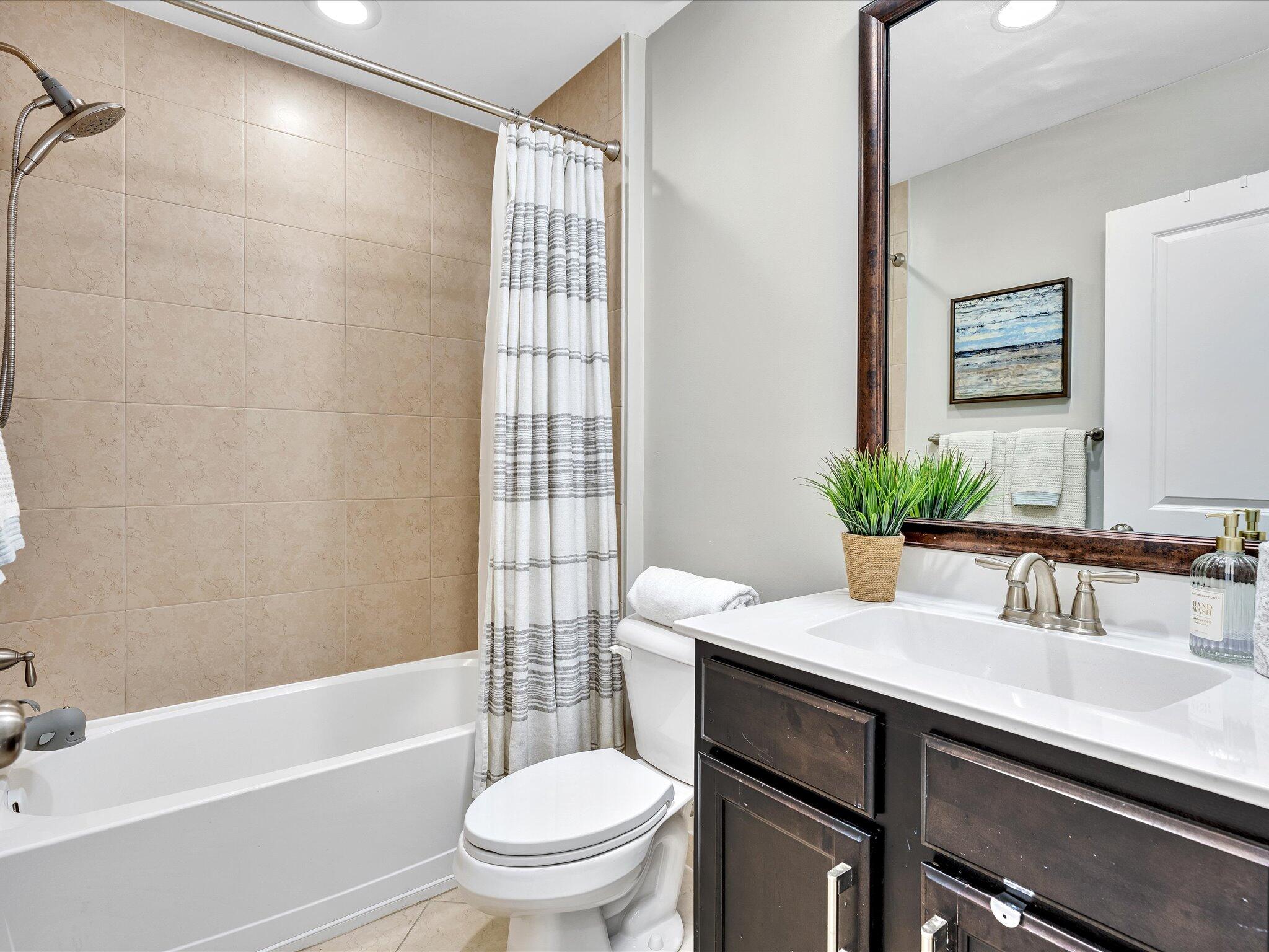 ARTESIA / SAWGRASS LAKES - Residential
