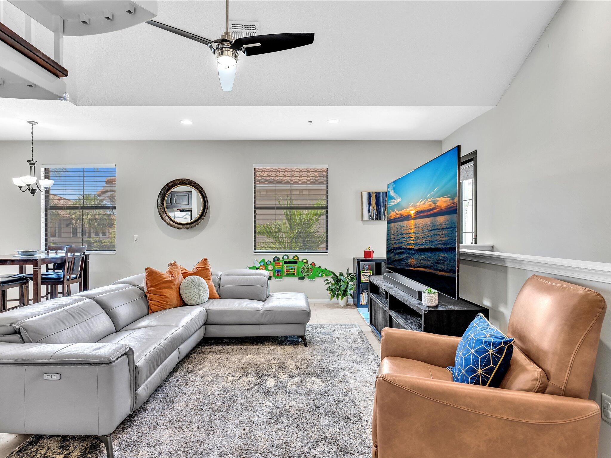 ARTESIA / SAWGRASS LAKES - Residential