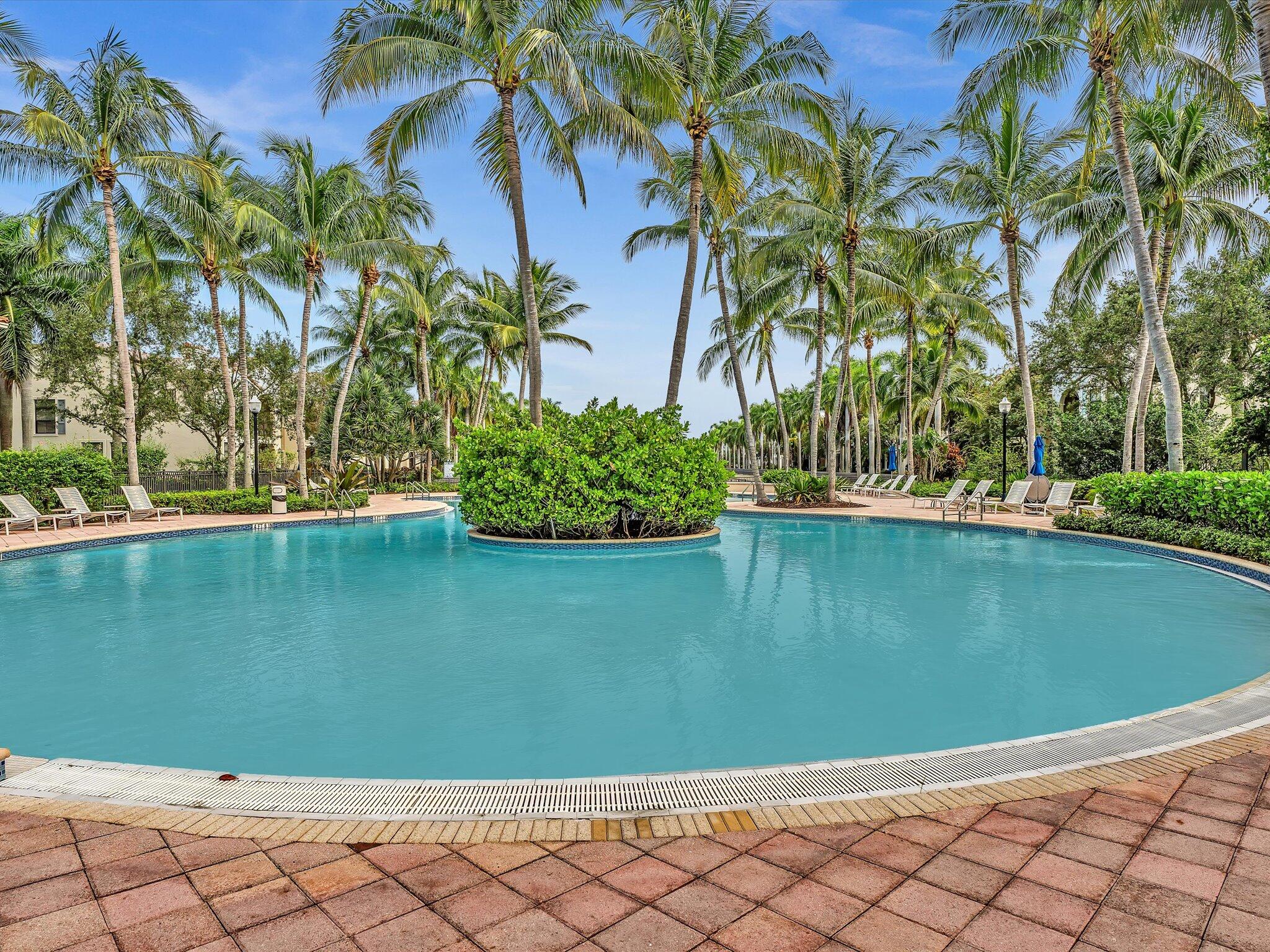 ARTESIA / SAWGRASS LAKES - Residential