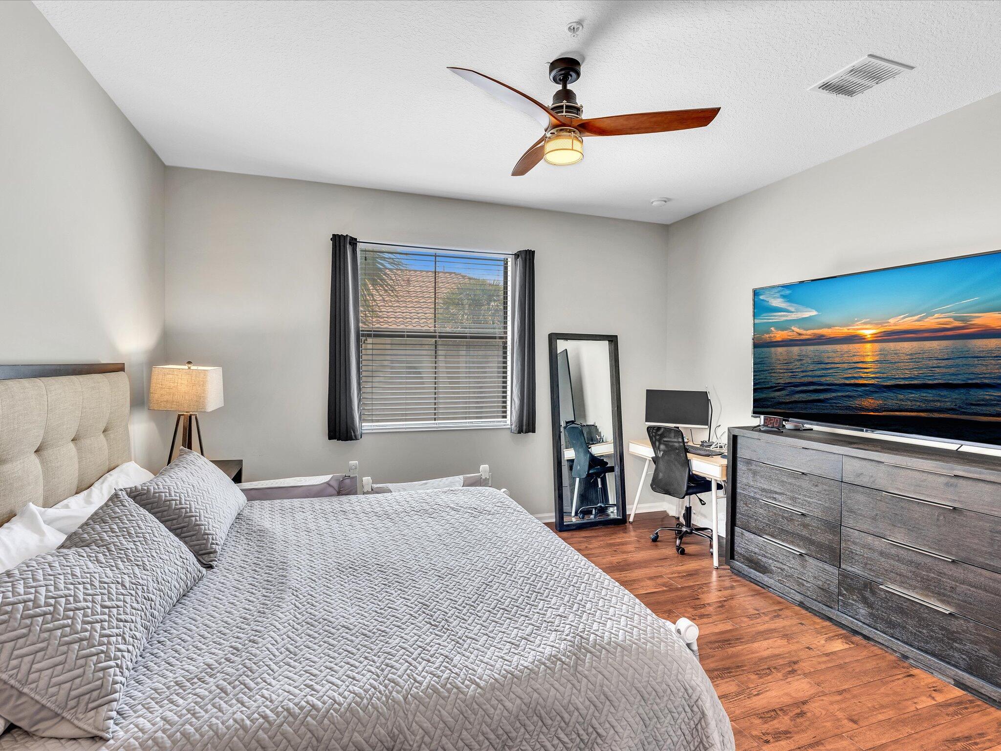 ARTESIA / SAWGRASS LAKES - Residential