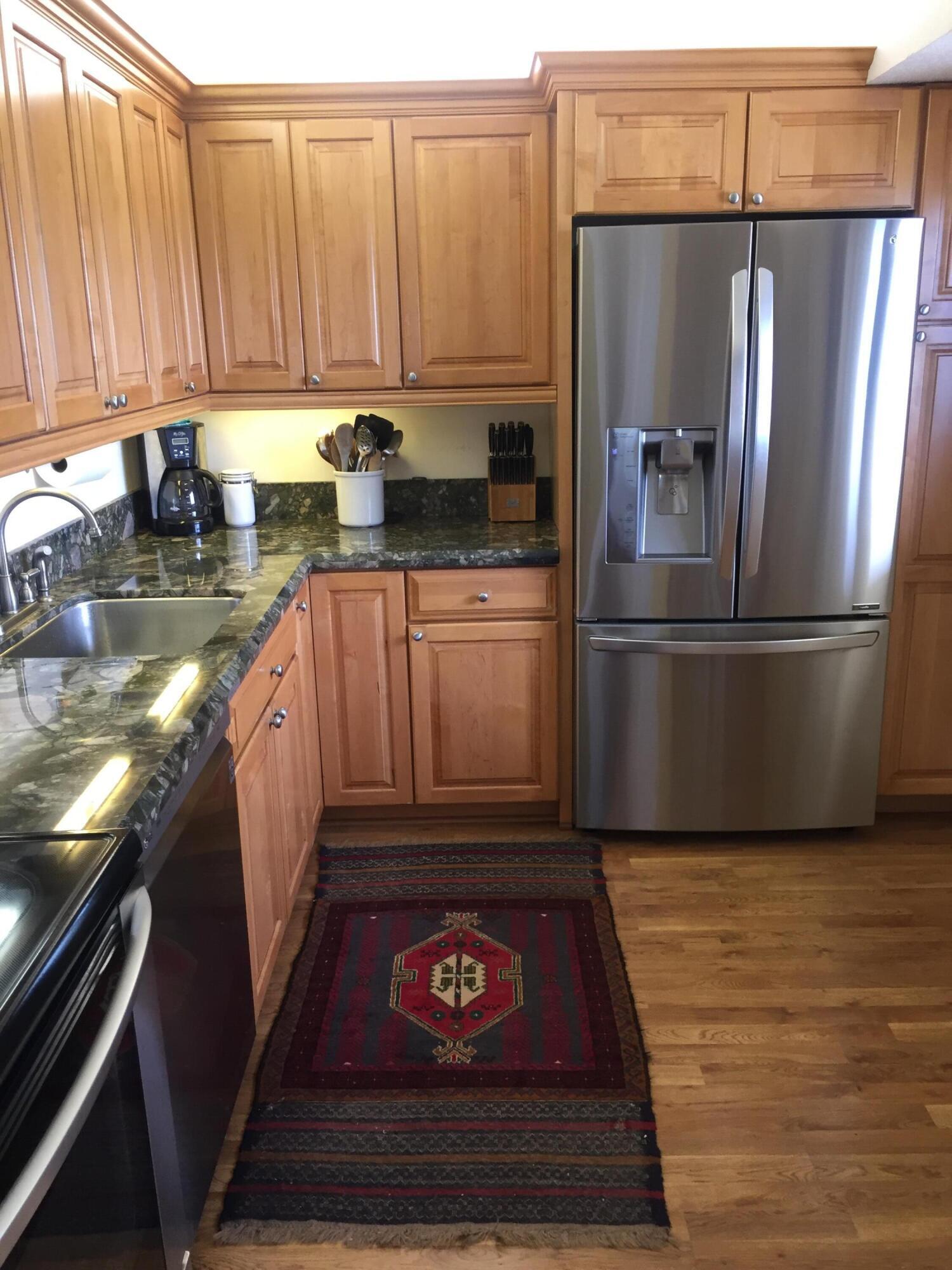 OCEAN TRAIL CONDO IV - Residential Lease