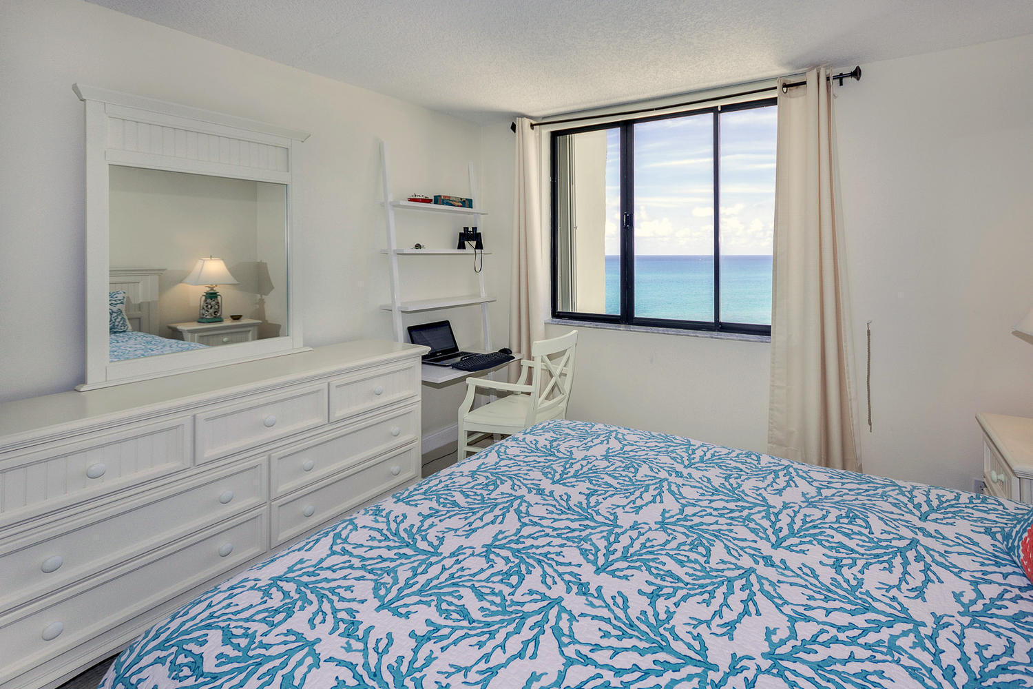 OCEAN TRAIL CONDO IV - Residential Lease