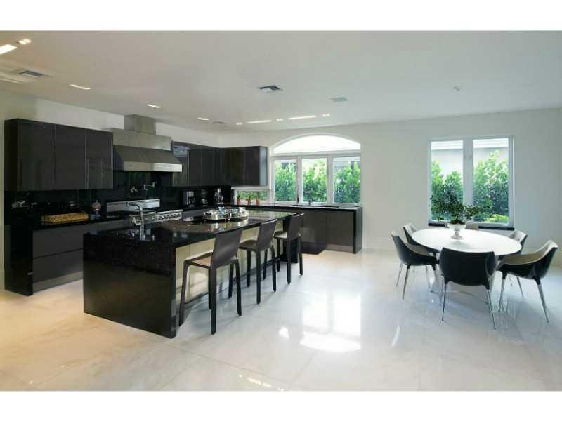 HARBOR BEACH - Residential