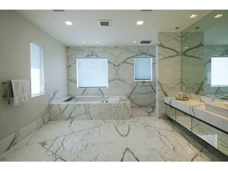 HARBOR BEACH - Residential