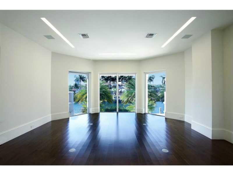 HARBOR BEACH - Residential