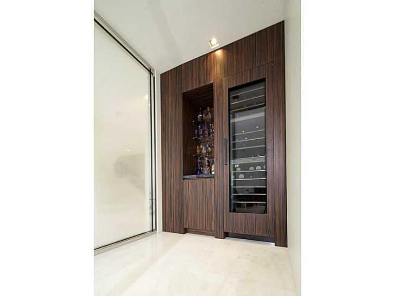 HARBOR BEACH - Residential