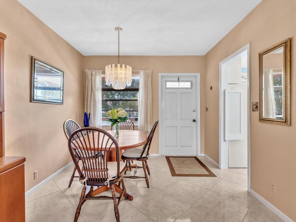 300 NE 20th Street 605