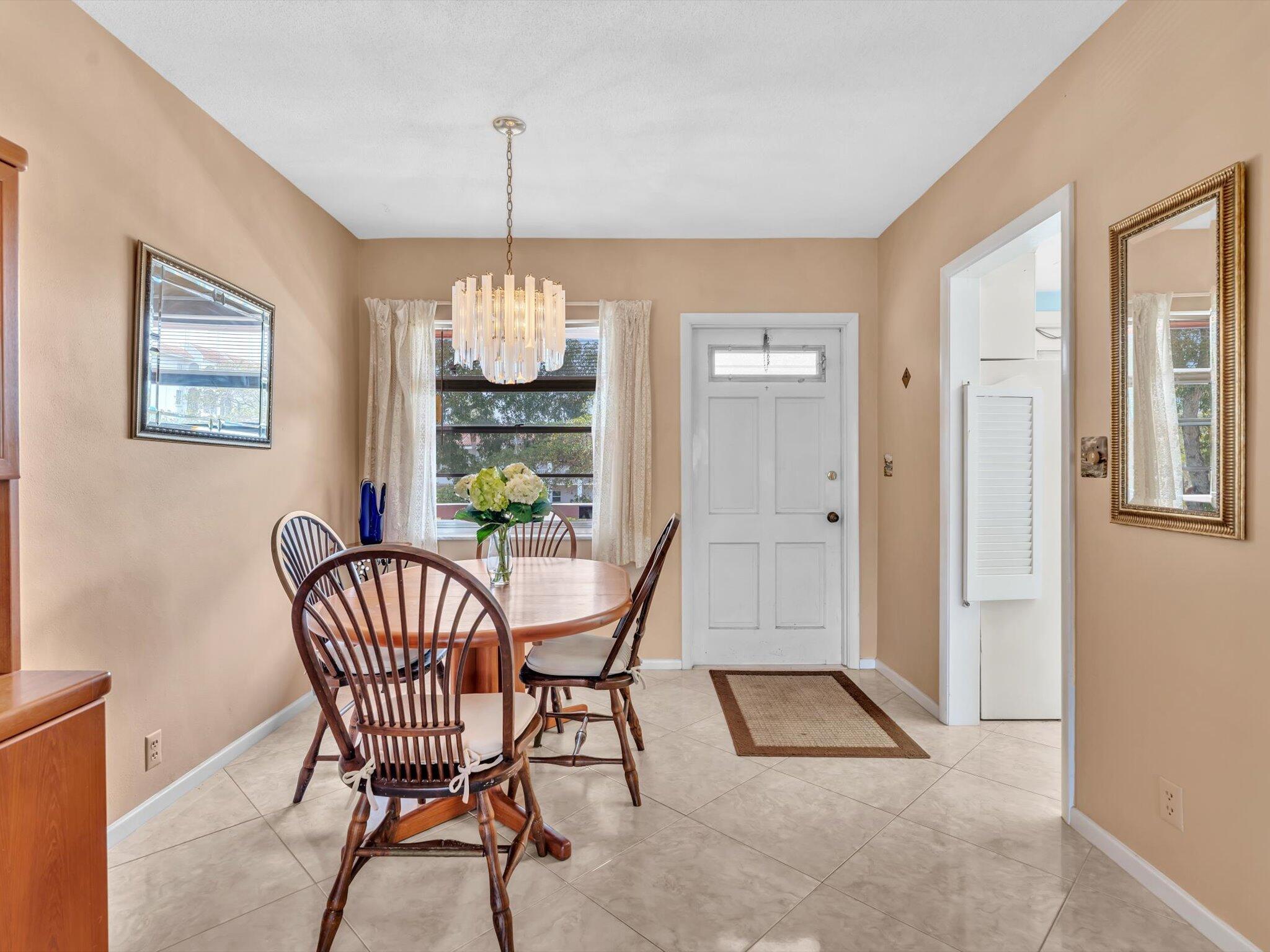 300 NE 20th Street 605