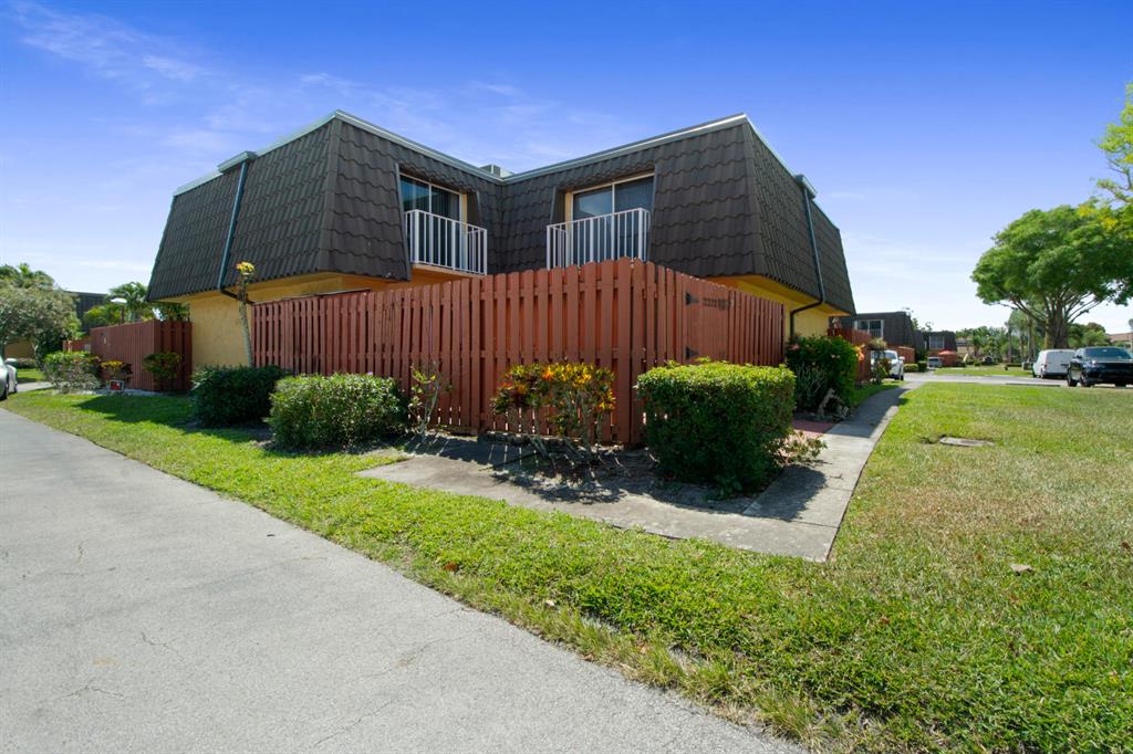 BOCA RANCHO I - Residential