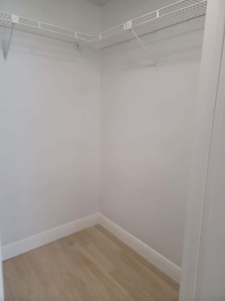 Sun Vista Gardens Condo - Residential Lease