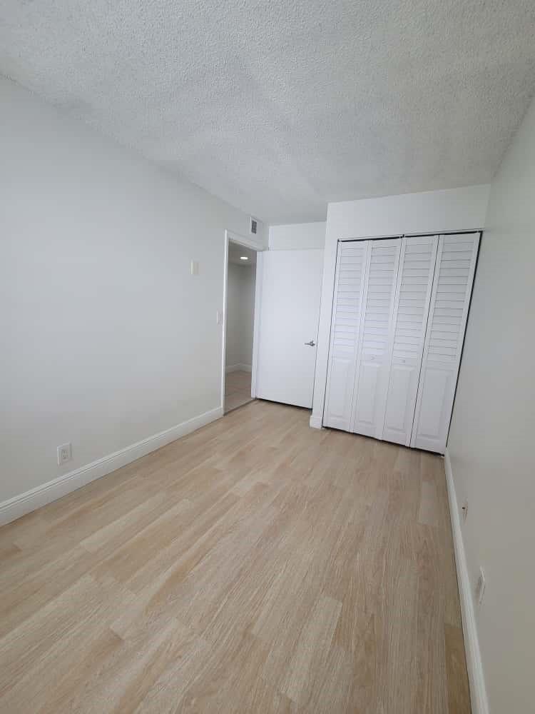 Sun Vista Gardens Condo - Residential Lease