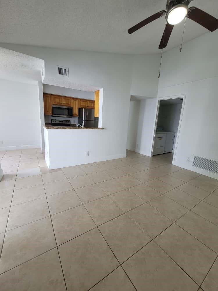 Sun Vista Gardens Condo - Residential Lease