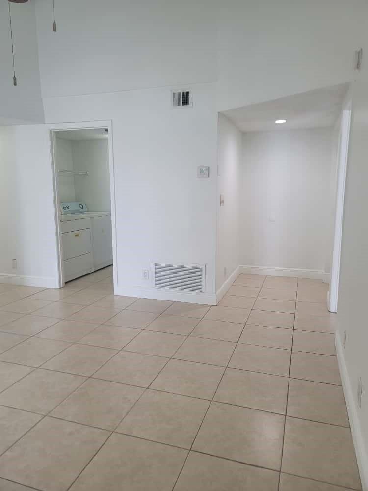 Sun Vista Gardens Condo - Residential Lease
