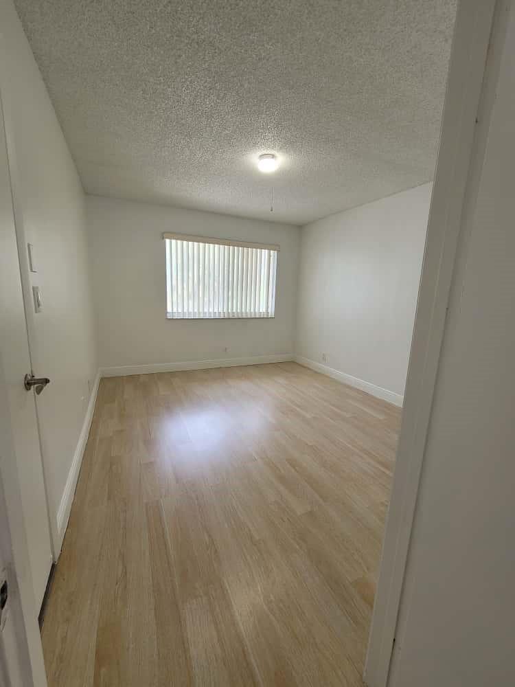 Sun Vista Gardens Condo - Residential Lease