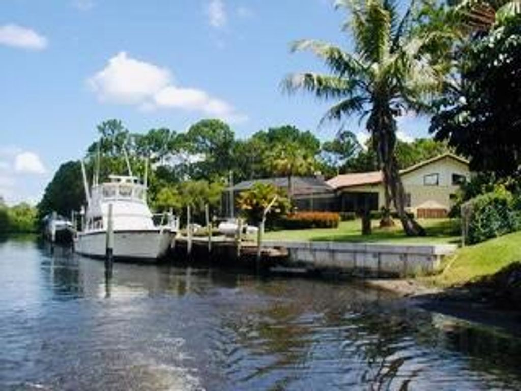 Photo of 5418 SW Anhinga Avenue, Palm City, FL 34990 (MLS # R10691827)